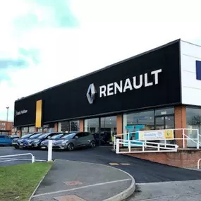 Facing the Renault Sunderland dealership