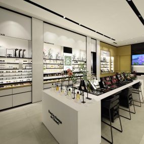 Bild von CHANEL FRAGRANCE AND BEAUTY BOUTIQUE