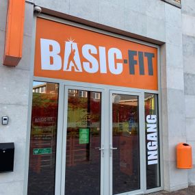 Basic-Fit Veenendaal Wolweg - entree