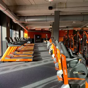 Basic-Fit Veenendaal Wolweg - cardio