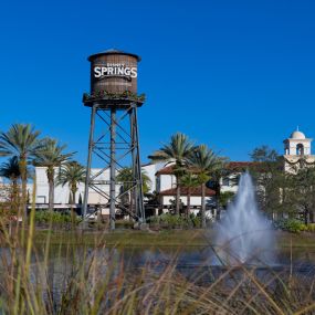 Disney Springs water tower and fountain.