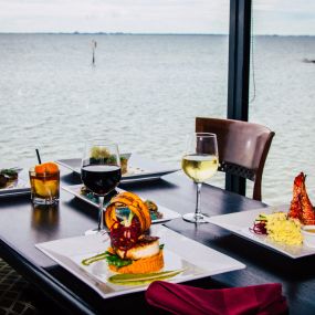 Waterfront views for Brunch, Lunch and Dinner.