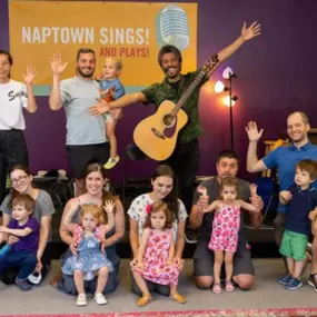 Bild von Naptown Sings and Plays!