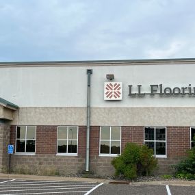 LL Flooring #1231 Woodbury | 7700 Hudson Road | Storefront