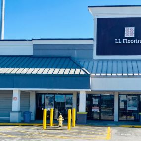 LL Flooring #1291 Jacksonville | 9300 Arlington Expressway | Storefront