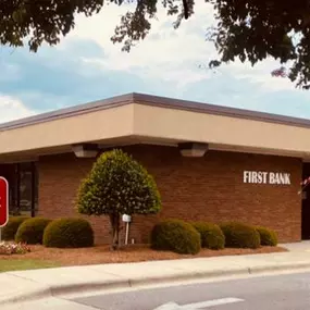 Come visit the First Bank Pembroke branch. Your local team will provide expert financial advice, flexible rates, business solutions, and convenient mobile options.