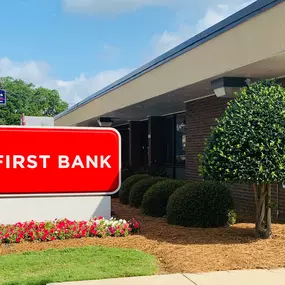 Come visit the First Bank Pembroke branch. Your local team will provide expert financial advice, flexible rates, business solutions, and convenient mobile options.