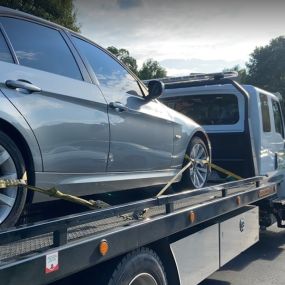 Call now for a towing service you can count on!