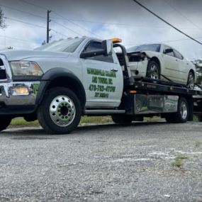 Call now for a towing service you can count on!