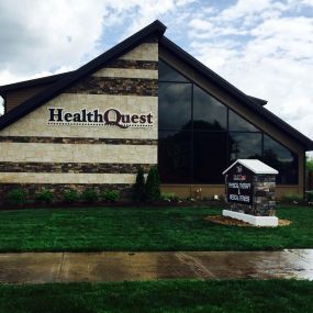 Bild von HealthQuest Physical Therapy - Oxford