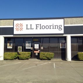 LL Flooring #1220 Mesquite | 3301 Interstate 30 | Storefront