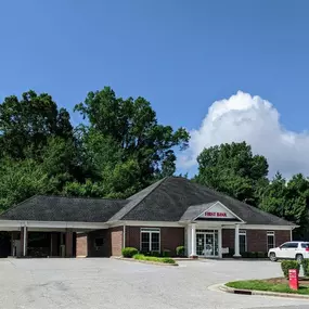 Bild von First Bank - Thomasville, NC