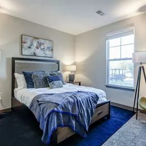 River Crossing Apartments Bedroom