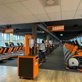 Basic-Fit Rotterdam 1e Jerichostraat - cardio