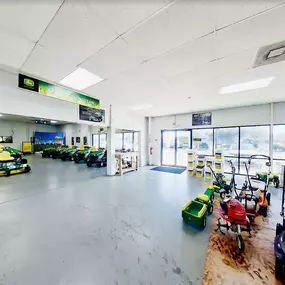 Leesburg John Deere Dealer Interior