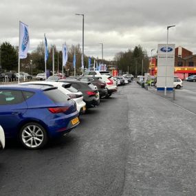 Ford Motherwell Exterior Forecourt