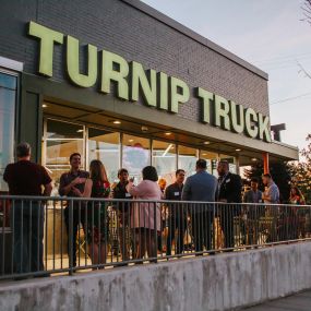 Bild von The Turnip Truck - Gulch