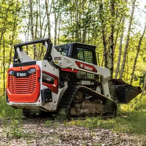 Bobcat CT2025 with front-end loader