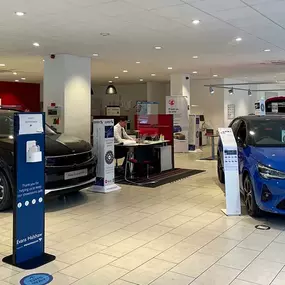 Vauxhall Horsforth Interior Image