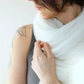 Schnee Wrap in Lunar + Silk Cloud!