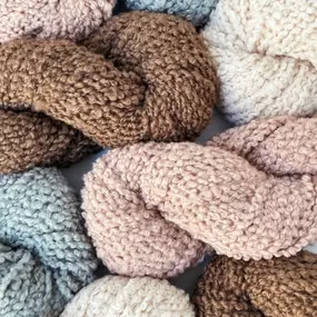 New colors of Woolfolk Flette Bulky are here! Light, cozy neutrals 17-20 are on the shelf right now!

These gorgeous, quick-knitting skeins will keep you warm until spring!

Choose your favorite color: https://tinyurl.com/yuhun2jn

#loopyarn #loopknits #woolfokyarn