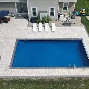 Bild von Backyard Oasis Pools, LLC