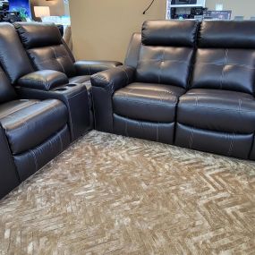 Want to relax and kick your feet up. Well here you go relax in style with your own cup holders.