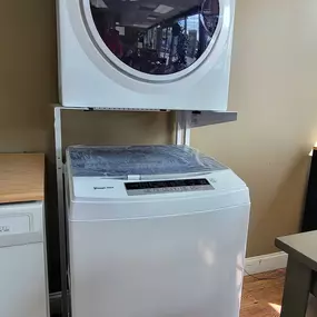 Apartment size washer and dryer