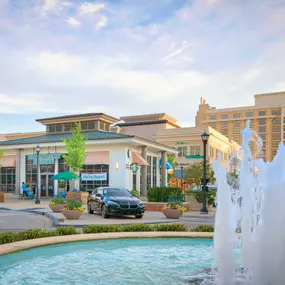 North hills shopping fountain