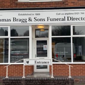 Thomas Bragg and Sons Funeral Directors Shirley