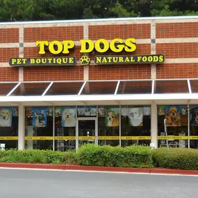 Top Dogs Pet Boutique is a locally owned family operated business in Kennesaw. We are a one-stop pet store offering a personalized customer experience to every visitor that walks through our door.