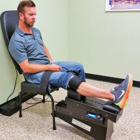 Patient on the Knee On Trac System