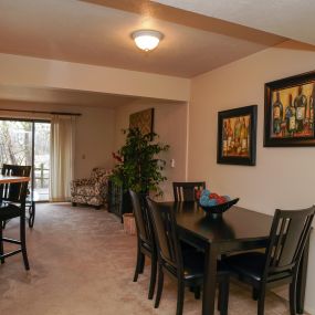 Glenn Valley Apartments Living Room