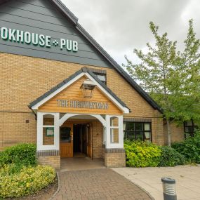 Cookhouse + Pub Restaurant