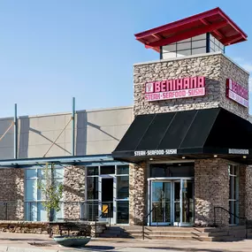 Dining within minutes of Camden Interlocken in Broomfield, CO