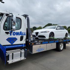 Call now for a reliable towing service!