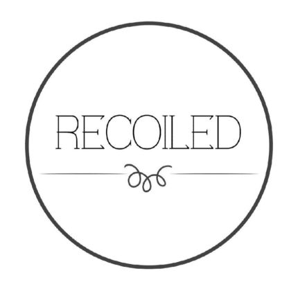 Logo da Recoiled Salon