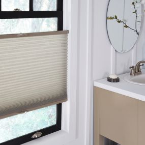 Bild von Stoneside Blinds & Shades