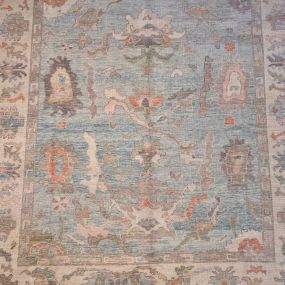 Bild von Azra Oriental Rugs