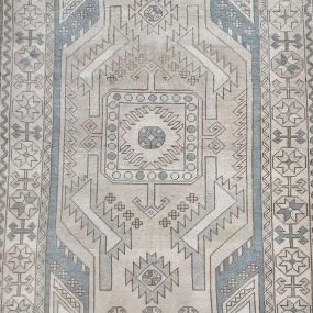 Bild von Azra Oriental Rugs