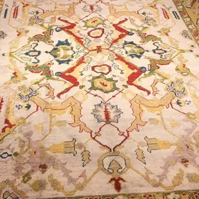 Bild von Azra Oriental Rugs