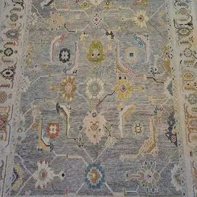 Bild von Azra Oriental Rugs