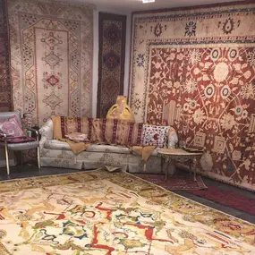 Bild von Azra Oriental Rugs