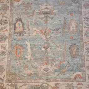 Bild von Azra Oriental Rugs