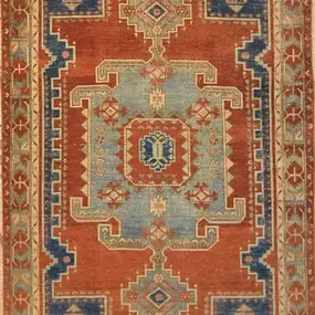 Bild von Azra Oriental Rugs