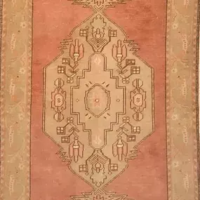 Bild von Azra Oriental Rugs