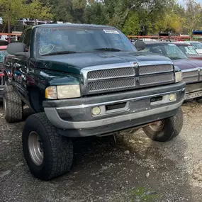 Bild von All Dodge Truck Wreckers