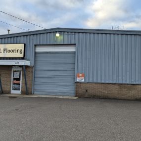 LL Flooring #1072 Comstock Park | 230 Lamoreaux Drive NE | Storefront