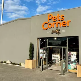 Pets Corner Salisbury Exterior