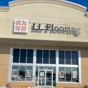 LL Flooring #1087 Urbandale | 10131 Hickman Road | Storefront